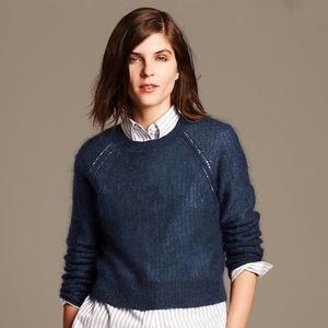 🔴Banana Republic sheer mohair black sweater